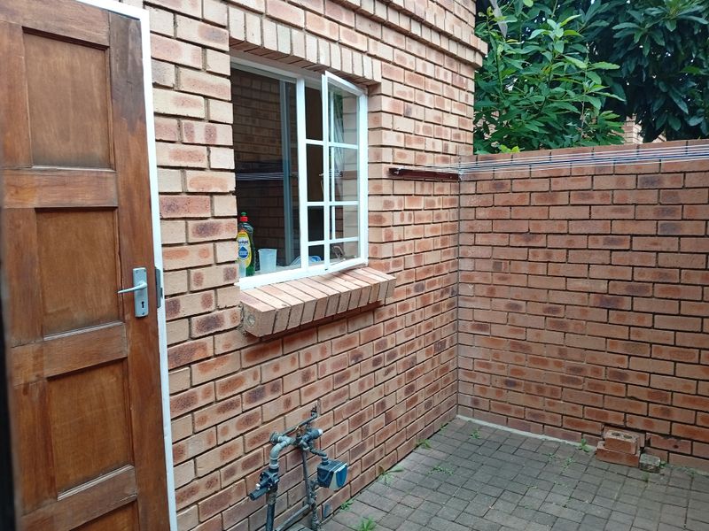 Simplex Rental Monthly In Pretoria - Photo 7