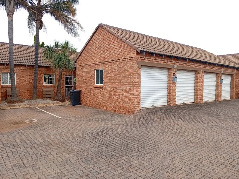 Simplex Rental Monthly In Pretoria - Photo 5