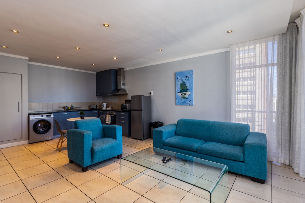 Cape Town Foreshore Investment | Fully Managed & Income Ready - Photo 3