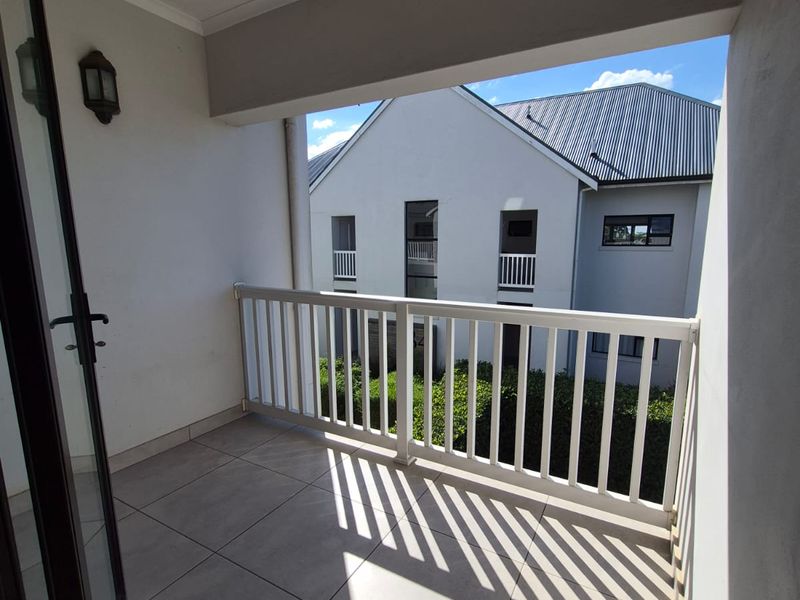 Two bedroom/Two bath Unit Living at Its Finest - Photo 6