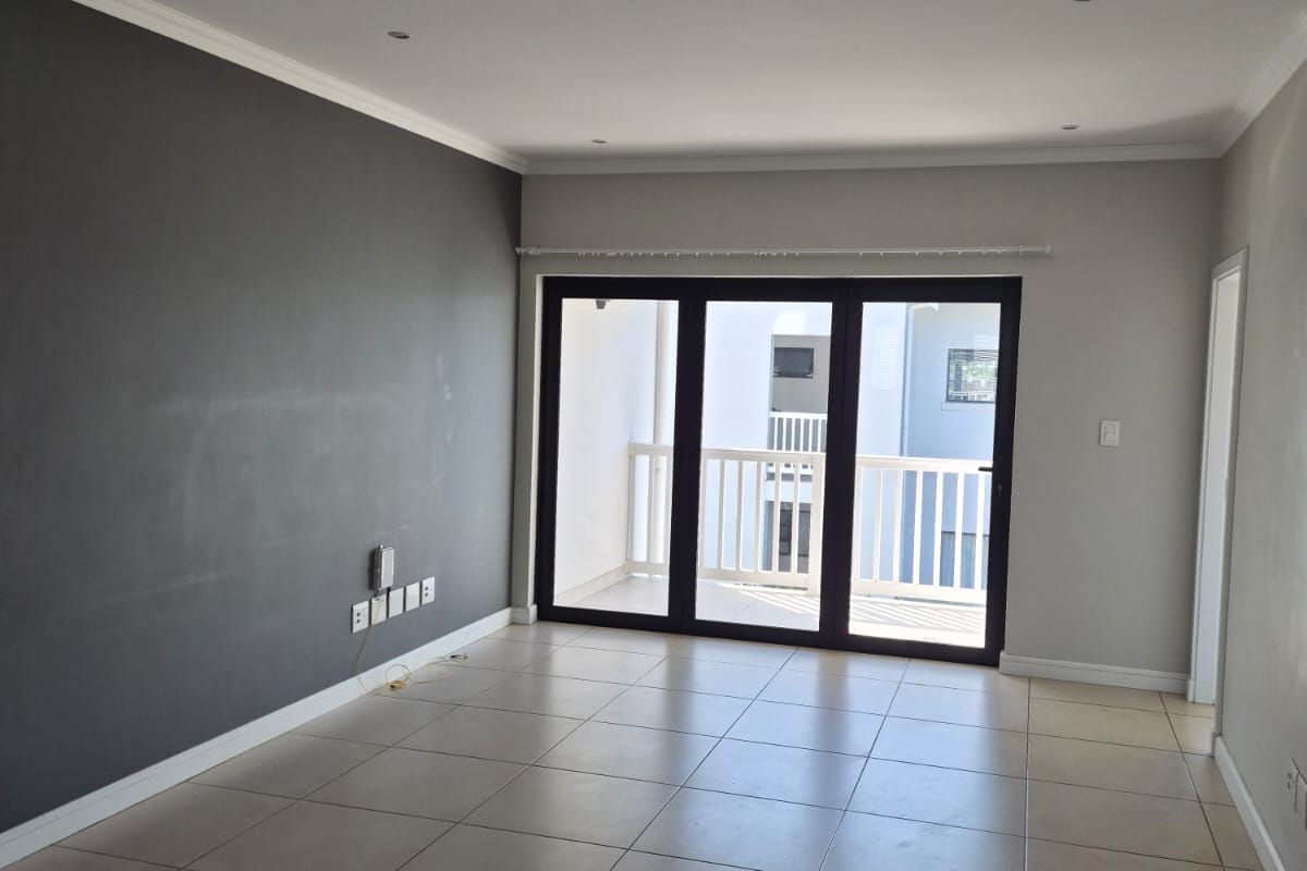 Two bedroom/Two bath Unit Living at Its Finest - Photo 3
