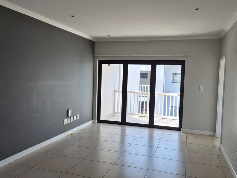 Two bedroom/Two bath Unit Living at Its Finest - Photo 3