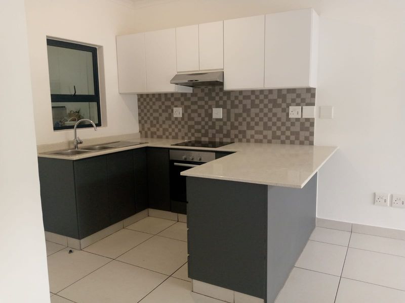 2 Bedroom Apartment for rent in Umhlanga Ridge. - Photo 7