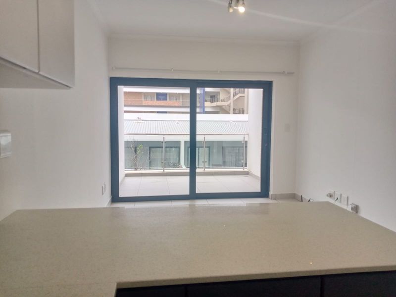 2 Bedroom Apartment for rent in Umhlanga Ridge. - Photo 9