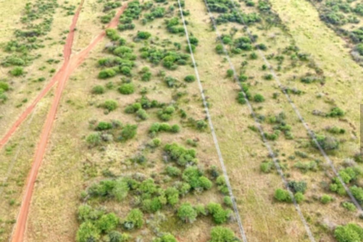Prime 10-Hectare Investment Farm Near Northam – Ideal for Livestock & Development - Photo 2