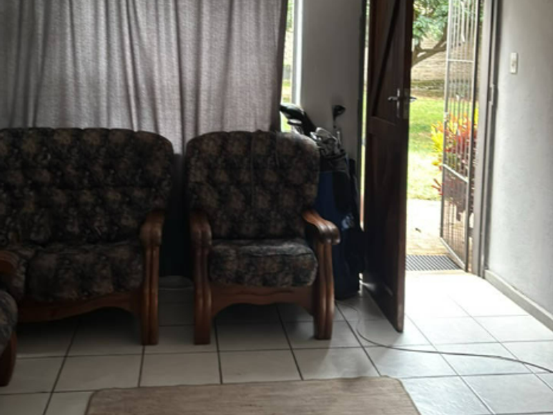 1 BEDROOM APARTMENT TO LET - Photo 2