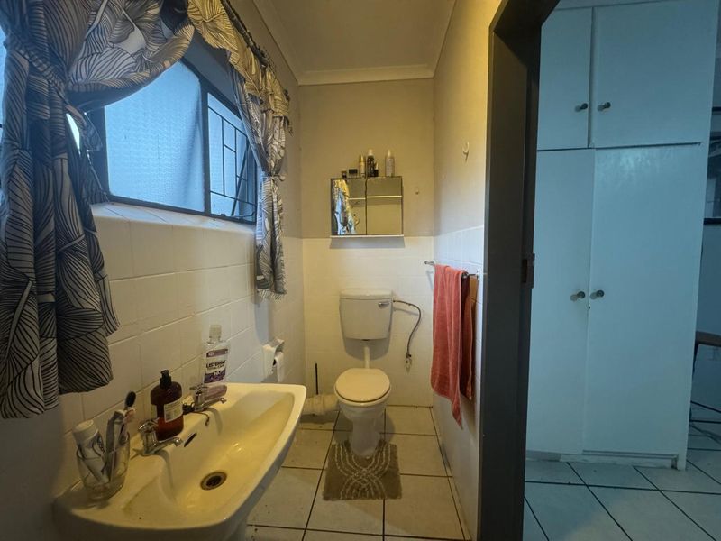 1 BEDROOM APARTMENT TO LET - Photo 6