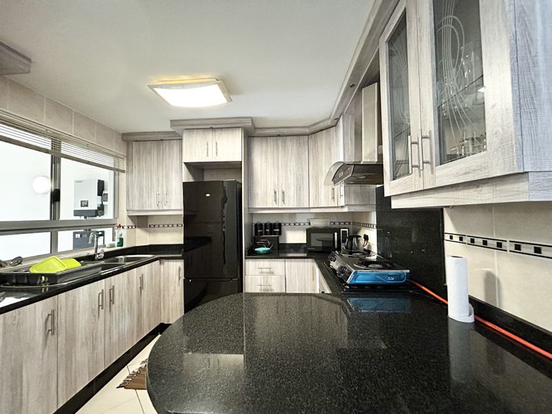 Apartment For Sale In Ballito - Photo 6