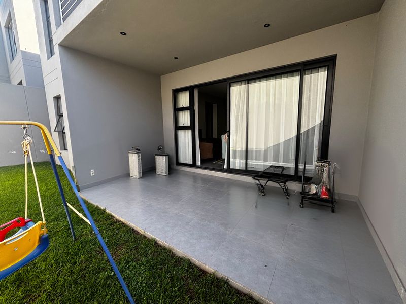 2 Bed Brand new - Garden apartment - Photo 2