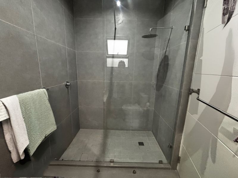 2 Bed Brand new - Garden apartment - Photo 9