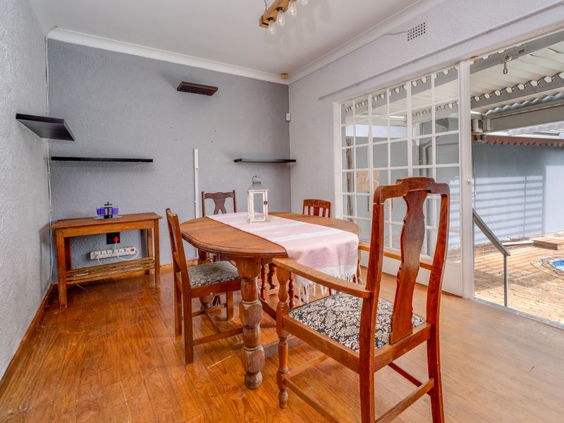 Versatile Family Home with Cottage, Entertainer’s Spaces & Income Potential - Photo 9