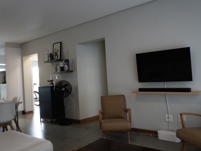 Beautiful & Spacious 2-Bedroom, 2-Bathroom Apartment - Photo 8