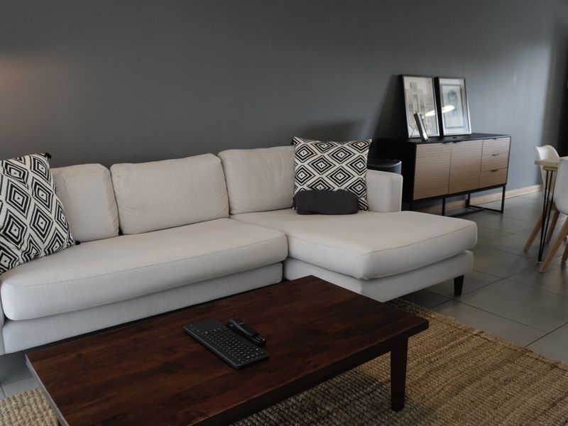 Beautiful & Spacious 2-Bedroom, 2-Bathroom Apartment - Photo 7