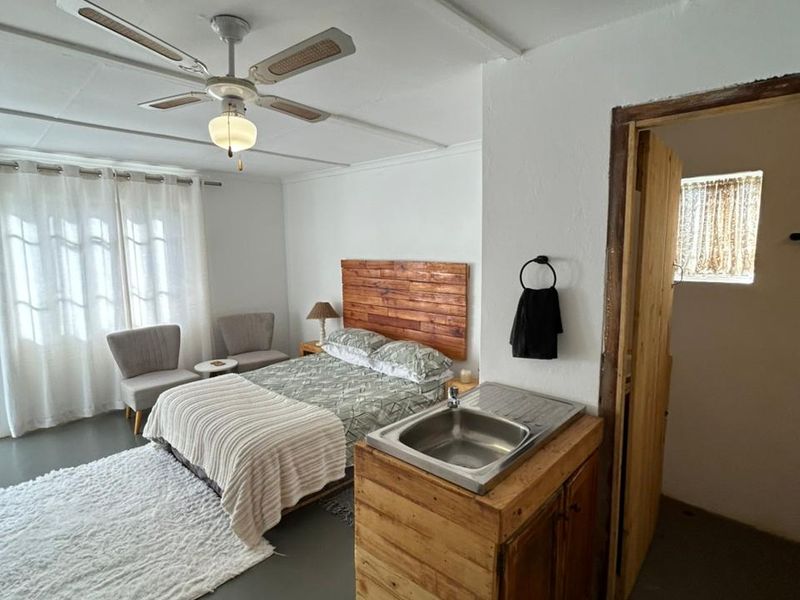 Bachelor’s Flat for Rent - Close to Laerskool Broederstroom | Pet-Friendly Lock-Up & Go - Photo 6
