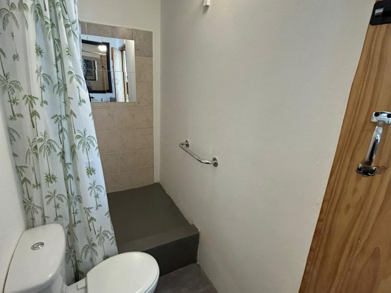 Bachelor’s Flat for Rent - Close to Laerskool Broederstroom | Pet-Friendly Lock-Up & Go - Photo 8