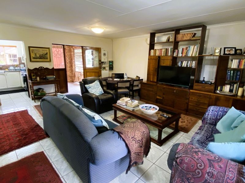 House For Sale In Nelspruit - Photo 4