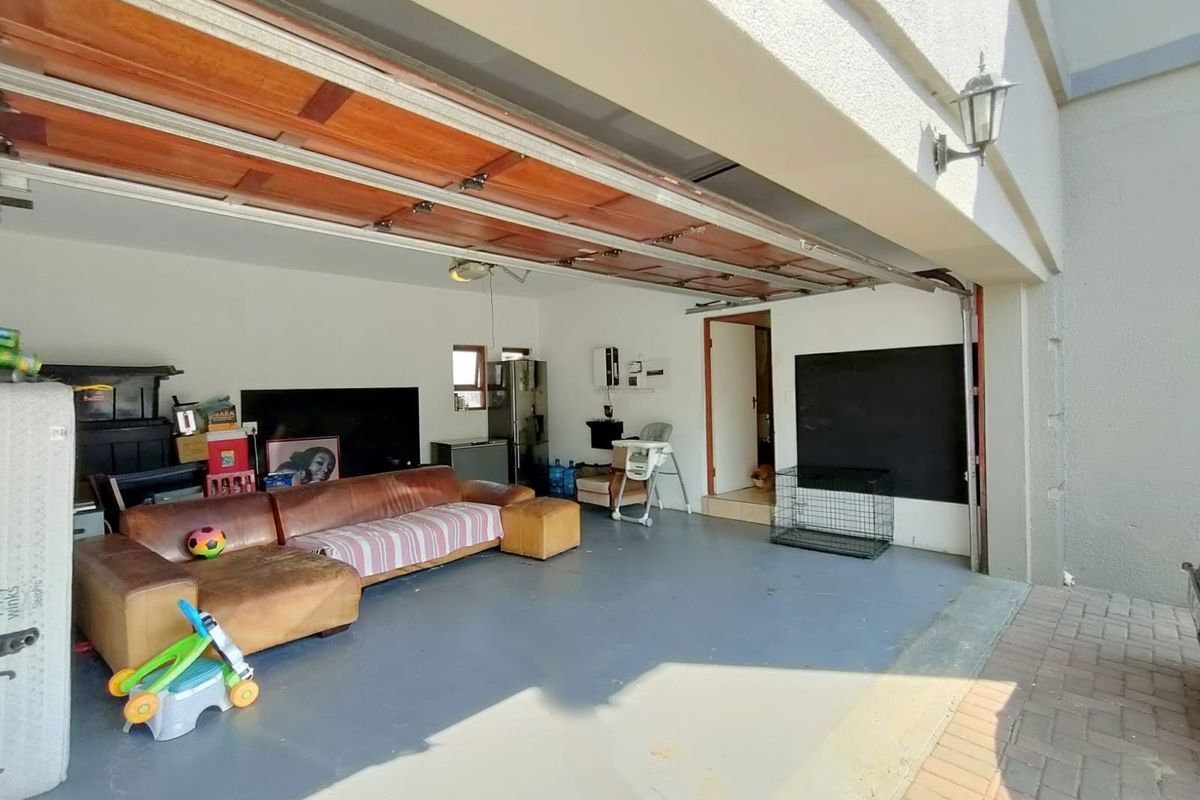 Prime Mulbarton Estate - Space, Security and Style Combined...! - Photo 5