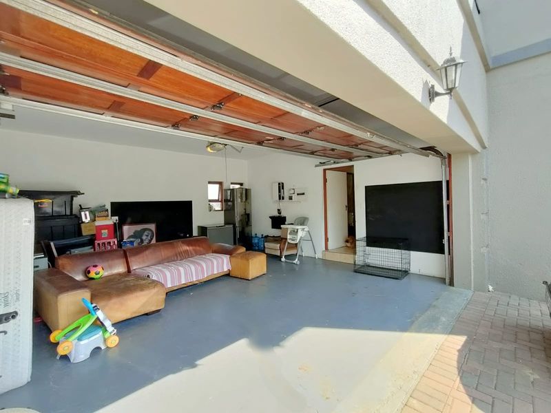Prime Mulbarton Estate - Space, Security and Style Combined...! - Photo 5