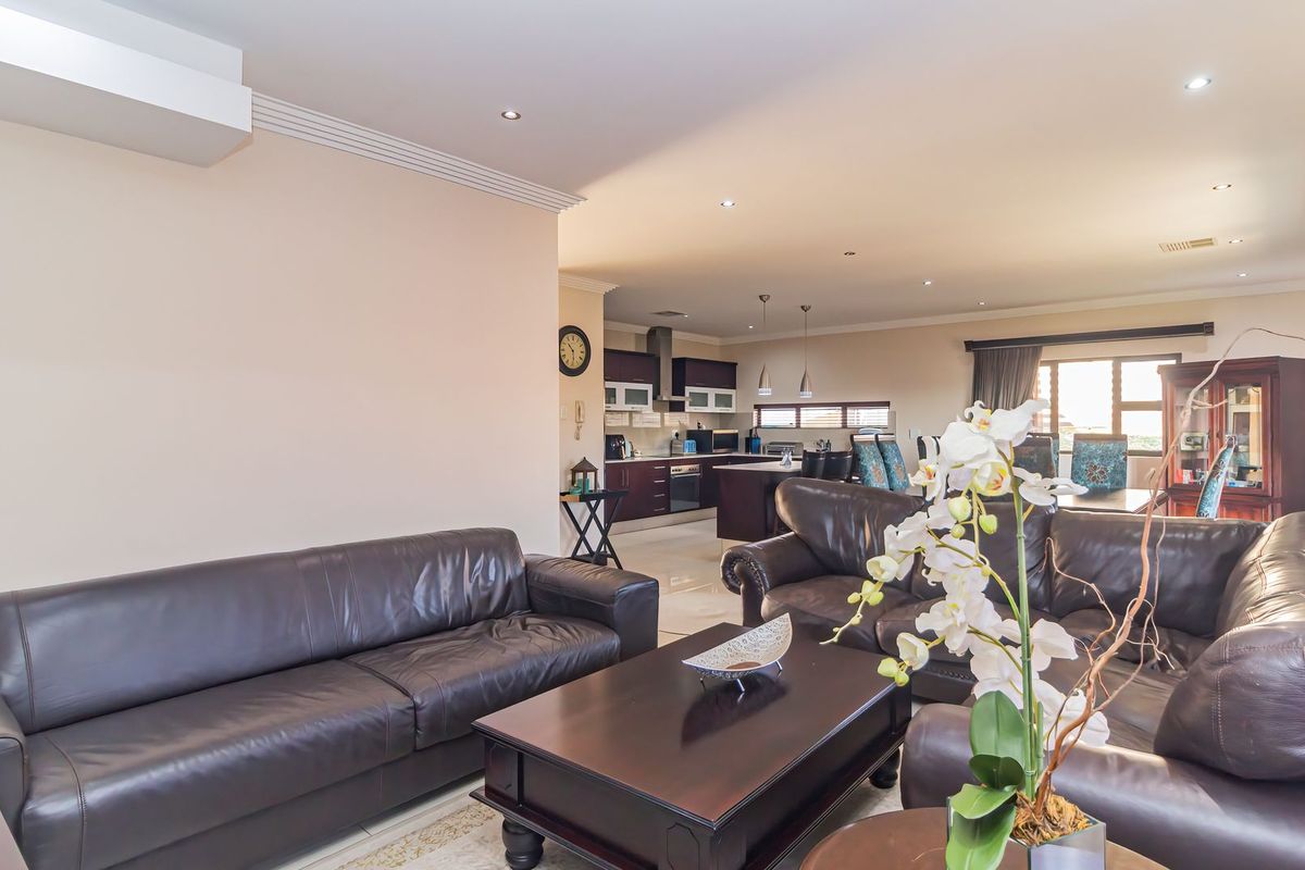 Beautiful 3 Bedroom house for sale in Izinga - Photo 4