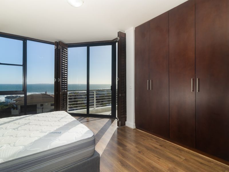 Most spectacular penthouse in Blouberg - Photo 10