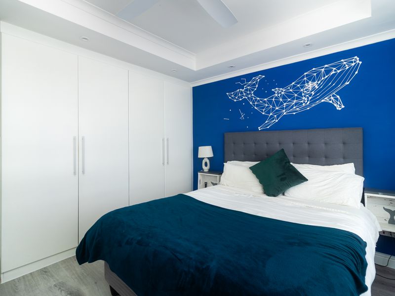 Stunning front-row apartment with breathtaking view - Photo 10