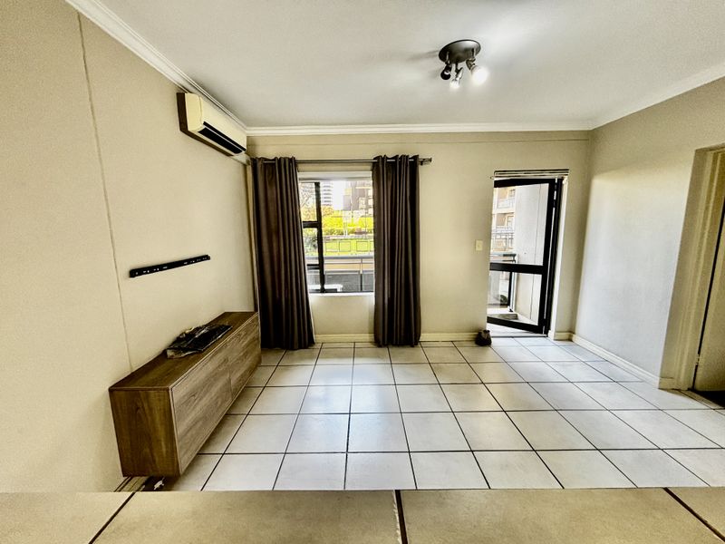 2 Bed 2 Bath - SANDTON - Photo 5