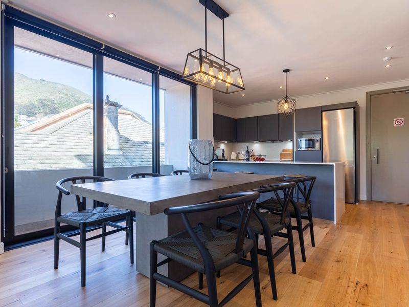 Stylish 2-Bedroom Apartment in Glengariff | Fully Furnished with modern Finishes & Mountain Views - Photo 3