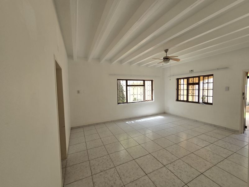 Spacious cottage TO LET in Shakas Rock - Photo 6