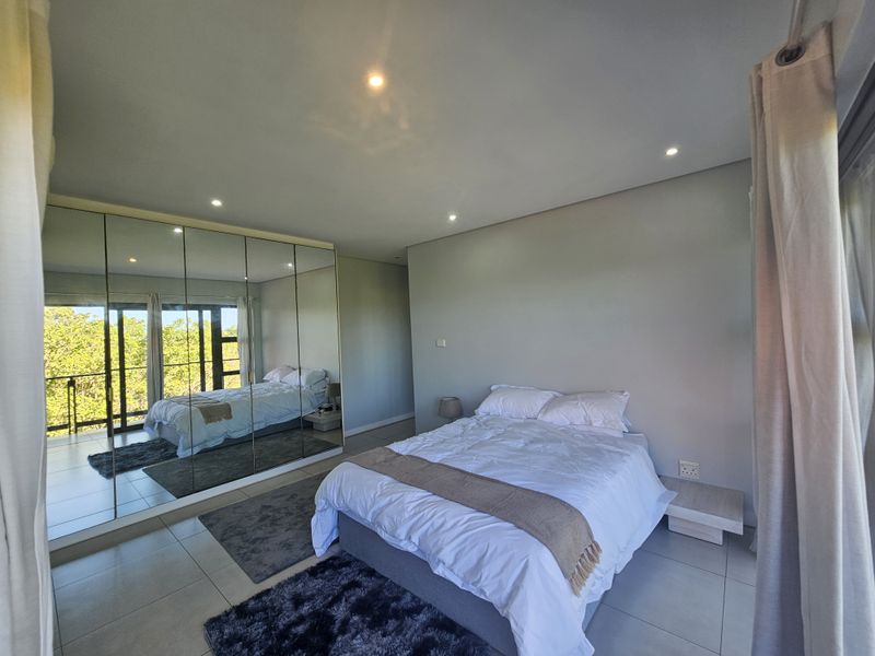 Modern 3 bedroom townhouse for RENT in Zimbali Estate. - Photo 10