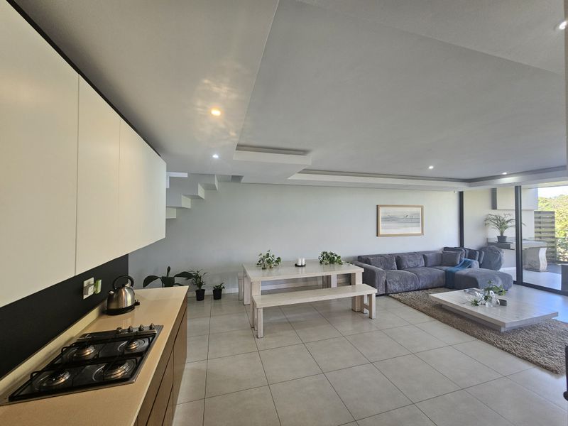 Modern 3 bedroom townhouse for RENT in Zimbali Estate. - Photo 4