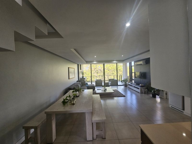 Modern 3 bedroom townhouse for RENT in Zimbali Estate. - Photo 6