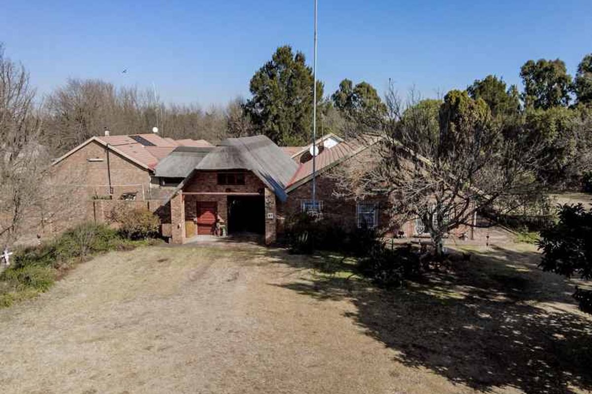FOR SALE - Photo 2