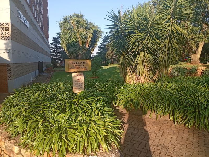 Apartment Block Rental Monthly In Pretoria - Photo 2