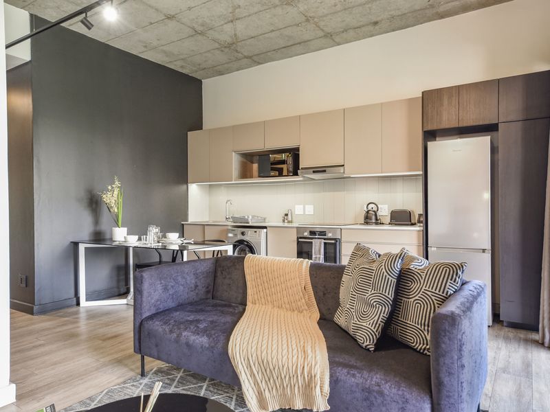 One Bedroom One Bathroom Apartment for SALE in Sandton - Photo 3