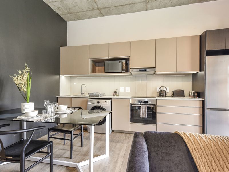 One Bedroom One Bathroom Apartment for SALE in Sandton - Photo 2