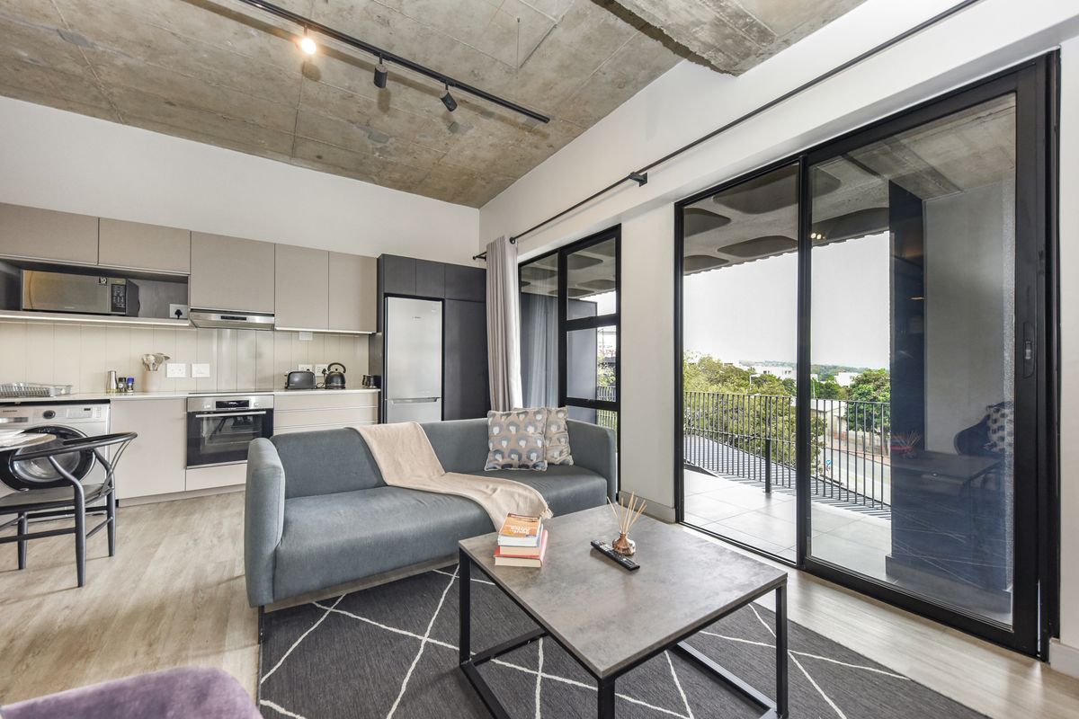 One Bedroom One Bathroom Apartment for SALE in The Lineal Sandton - Photo 2