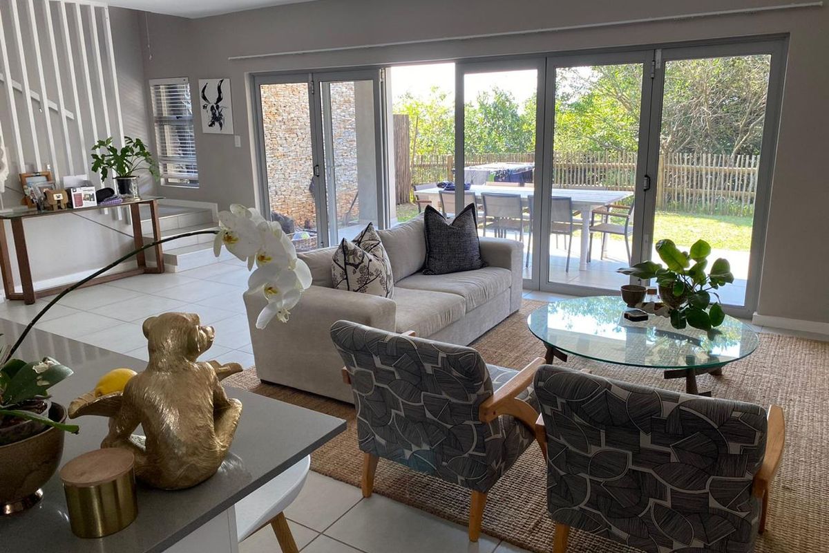 Townhouse Rental Monthly In Ballito - Photo 2