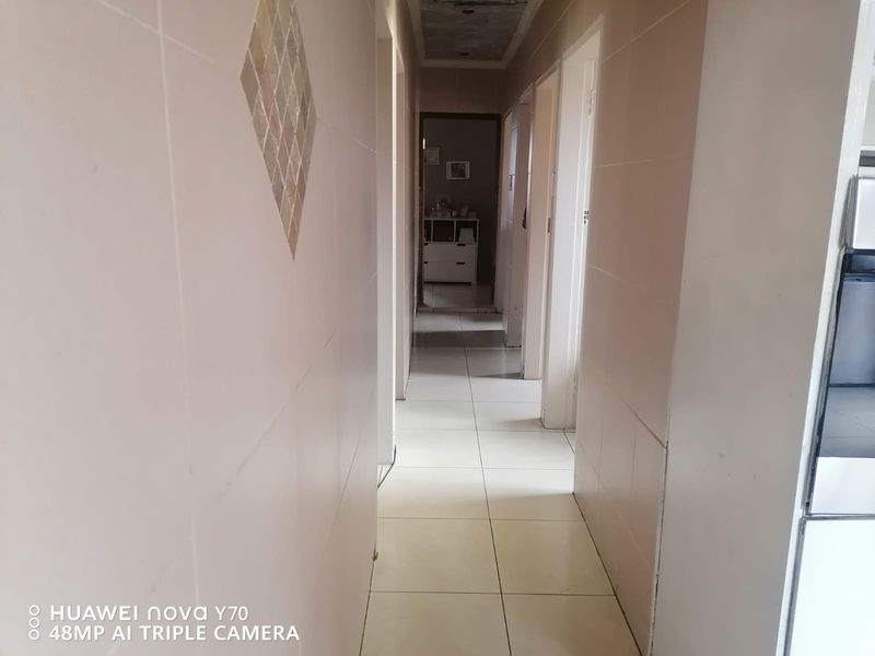 3 Bedroom house in Mamelodi East - Photo 8