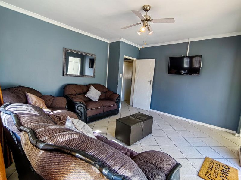 3 BED 3 BATH HOUSE FOR SALE - Photo 8