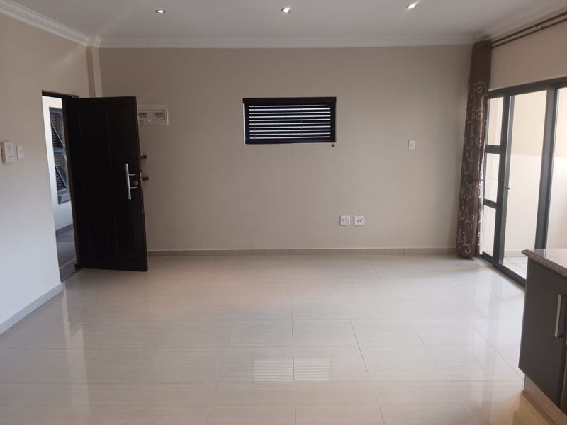 Modern 2 Bedroom Available in Umhlanga Ridge - Photo 9