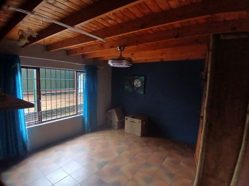 4 Bedroom Small Holding  For Sale In Buffelshoek - Mooinooi. - Photo 10