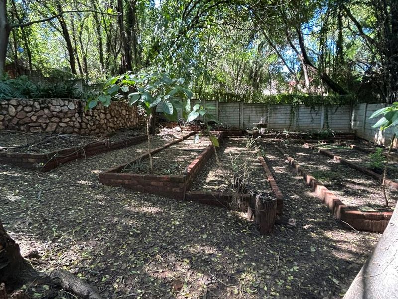 3 Bedroom House in Schoemansville with 2 flats– Fixer-Upper Investment Opportunities - Photo 7