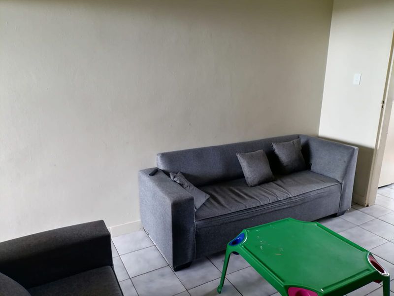 1 Bedroom apartment with study - WATER INCLUDED IN RENT - Photo 7