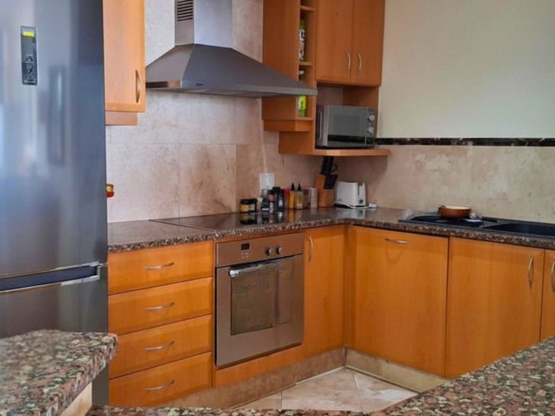 Stunning furnished 2-bedroom apartment in Umhlanga - Photo 10