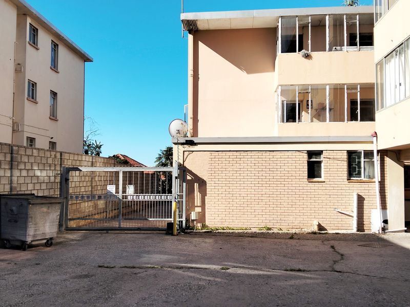 1 BED 1 BATH APARTMENT FOR SALE - Photo 10