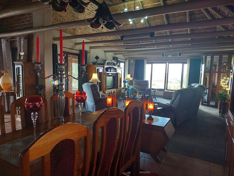 3 Bedroom Thatched House for Sale - Photo 7