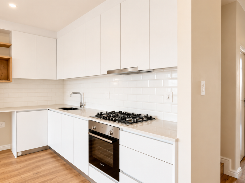 A Sanctuary of Modern Sophistication in Sandown - Photo 3