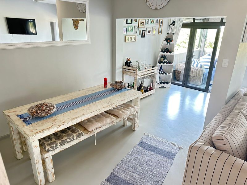 Beachfront Townhouse with excellent income potential - Pet Frienly - Photo 8