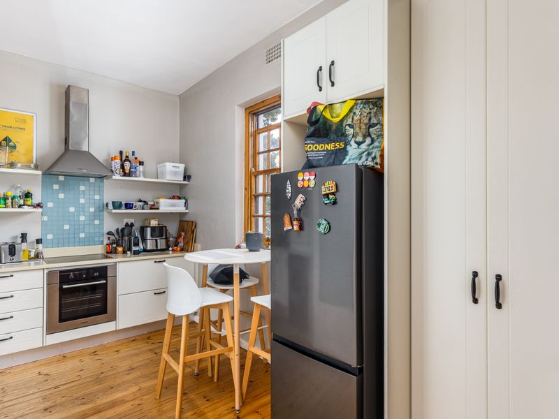 Apartment For Sale In Cape Town - Photo 10