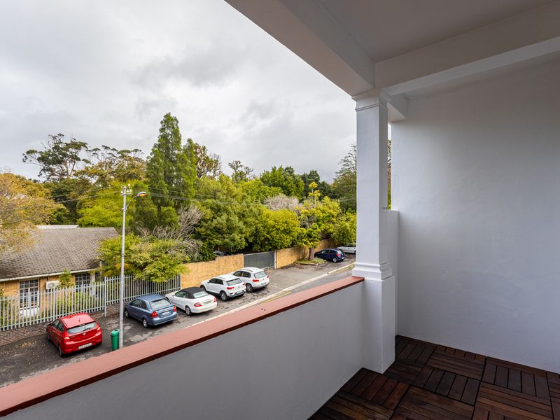 Apartment For Sale In Cape Town - Photo 8